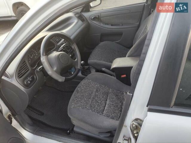 Деу Ланос 2011 у Дніпро (Дніпропетровську) на Automoto.ua Сірий Деу Ланос, об'ємом двигуна 1.5 л та пробігом 235 тис. км за 2100 $, фото 2 на Automoto.ua