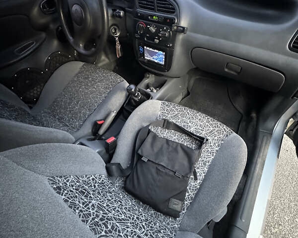 Сірий Деу Ланос, об'ємом двигуна 0 л та пробігом 160 тис. км за 3750 $, фото 8 на Automoto.ua