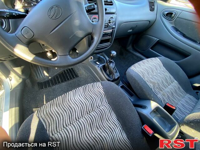 Сірий Деу Ланос, об'ємом двигуна 1.5 л та пробігом 85 тис. км за 3000 $, фото 5 на Automoto.ua