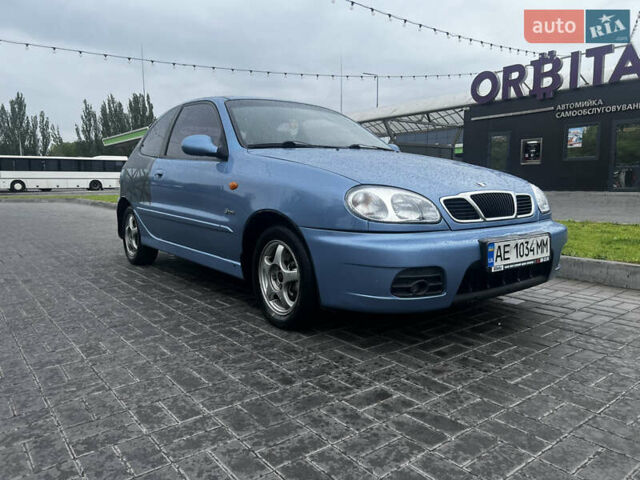 Деу Ланос 2003 у Дніпро (Дніпропетровську) на Automoto.ua Синій Деу Ланос, об'ємом двигуна 1.6 л та пробігом 175 тис. км за 3600 $, фото 1 на Automoto.ua