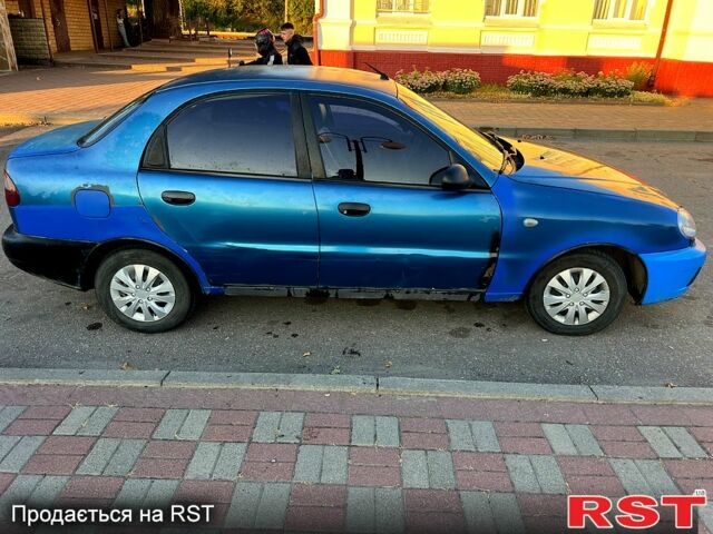 Синий Дэу Ланос, объемом двигателя 1.5 л и пробегом 328 тыс. км за 1600 $, фото 3 на Automoto.ua