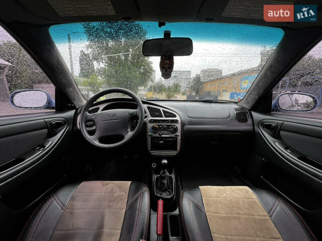 Деу Ланос 2003 у Дніпро (Дніпропетровську) на Automoto.ua Синій Деу Ланос, об'ємом двигуна 1.6 л та пробігом 175 тис. км за 3600 $, фото 33 на Automoto.ua