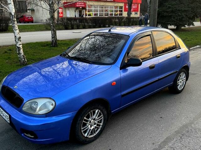 Синий Дэу Ланос, объемом двигателя 1.5 л и пробегом 280 тыс. км за 2600 $, фото 1 на Automoto.ua