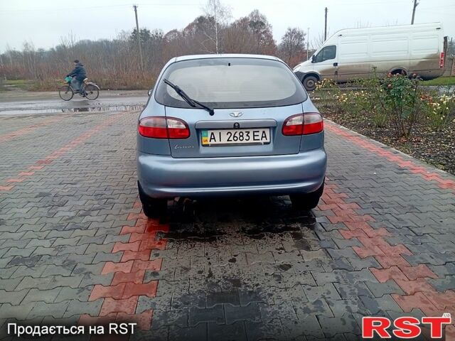 Синий Дэу Ланос, объемом двигателя 1.5 л и пробегом 220 тыс. км за 2000 $, фото 2 на Automoto.ua