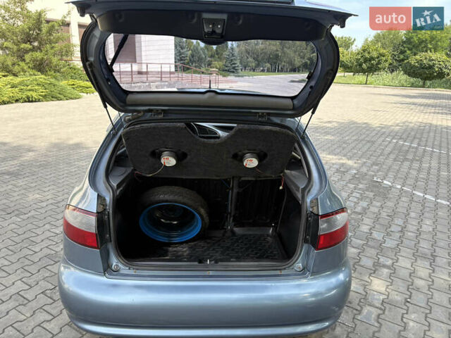 Синий Дэу Ланос, объемом двигателя 1.5 л и пробегом 203 тыс. км за 3000 $, фото 4 на Automoto.ua