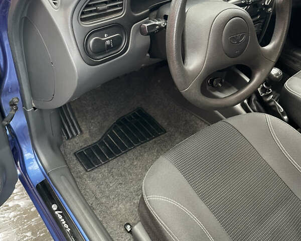 Синий Дэу Ланос, объемом двигателя 1.5 л и пробегом 85 тыс. км за 3700 $, фото 17 на Automoto.ua