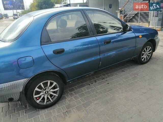 Синий Дэу Ланос, объемом двигателя 1.5 л и пробегом 380 тыс. км за 1900 $, фото 2 на Automoto.ua