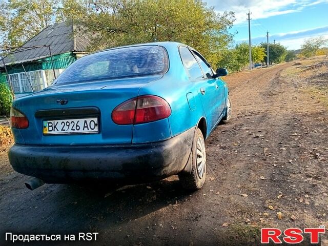 Дэу Ланос 1998 в Васильковке на Automoto.ua Синий Дэу Ланос, объемом двигателя 1.5 л и пробегом 290 тыс. км за 1300 $, фото 4 на Automoto.ua