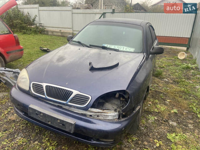 Синий Дэу Ланос, объемом двигателя 1.6 л и пробегом 250 тыс. км за 890 $, фото 31 на Automoto.ua