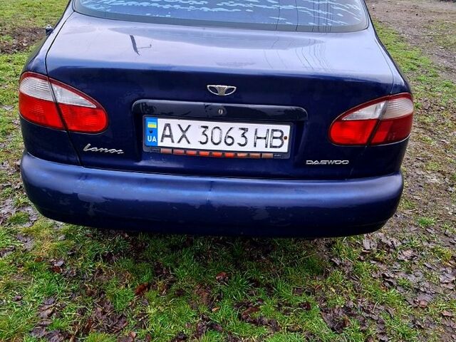 Синий Дэу Ланос, объемом двигателя 1.5 л и пробегом 214 тыс. км за 2000 $, фото 1 на Automoto.ua