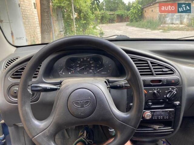 Синий Дэу Ланос, объемом двигателя 1.5 л и пробегом 311 тыс. км за 2700 $, фото 5 на Automoto.ua