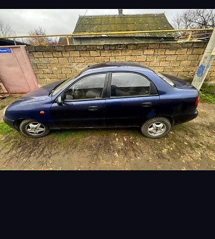 Синий Дэу Ланос, объемом двигателя 1.5 л и пробегом 250 тыс. км за 1650 $, фото 1 на Automoto.ua