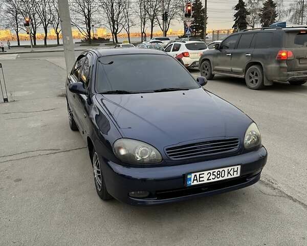 Синий Дэу Ланос, объемом двигателя 1.5 л и пробегом 325 тыс. км за 2700 $, фото 2 на Automoto.ua