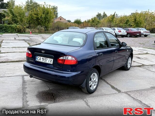 Дэу Ланос 2002 в Золотоноше на Automoto.ua Синий Дэу Ланос, объемом двигателя 1.5 л и пробегом 180 тыс. км за 2850 $, фото 3 на Automoto.ua