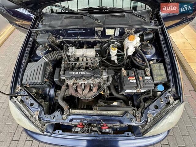 Синій Деу Ланос, об'ємом двигуна 1.5 л та пробігом 173 тис. км за 2700 $, фото 6 на Automoto.ua