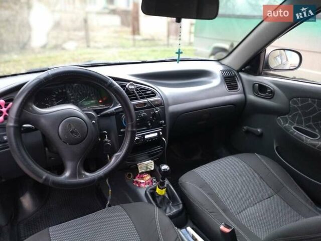 Синий Дэу Ланос, объемом двигателя 1.5 л и пробегом 300 тыс. км за 2700 $, фото 1 на Automoto.ua