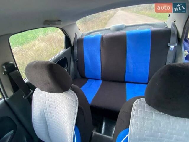 Дэу Ланос 2003 в Коростене на Automoto.ua Синий Дэу Ланос, объемом двигателя 1.5 л и пробегом 218 тыс. км за 2400 $, фото 5 на Automoto.ua