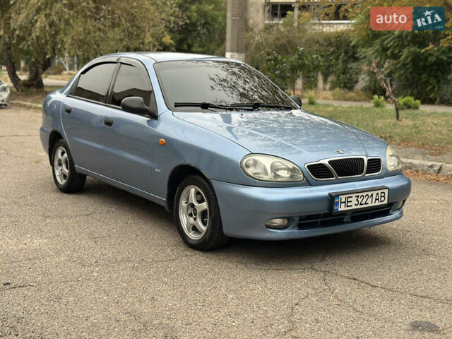 Синій Деу Ланос, об'ємом двигуна 1.6 л та пробігом 115 тис. км за 3500 $, фото 1 на Automoto.ua