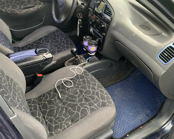 Синий Дэу Ланос, объемом двигателя 1.5 л и пробегом 329 тыс. км за 2400 $, фото 5 на Automoto.ua