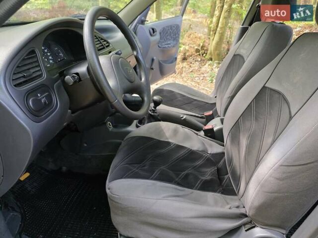 Синій Деу Ланос, об'ємом двигуна 1.5 л та пробігом 109 тис. км за 2400 $, фото 8 на Automoto.ua
