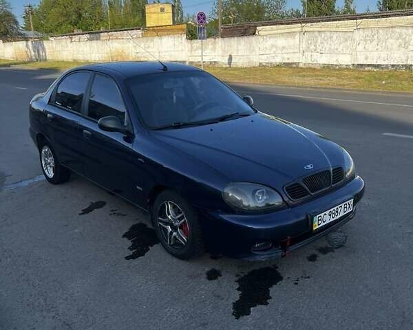 Синий Дэу Ланос, объемом двигателя 1.6 л и пробегом 200 тыс. км за 2400 $, фото 2 на Automoto.ua