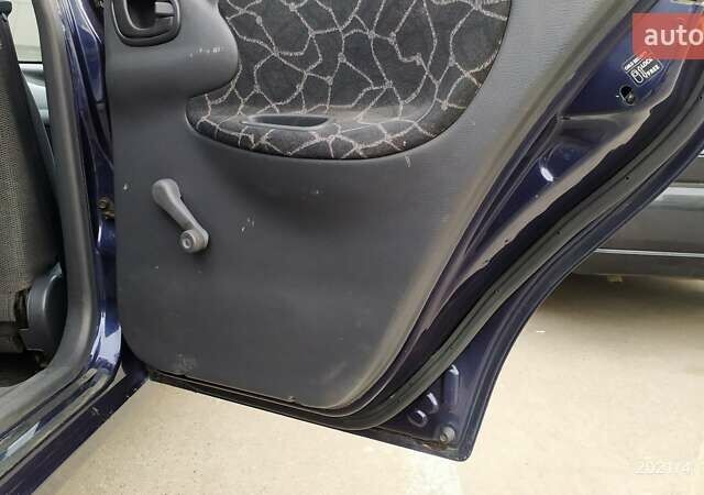 Синій Деу Ланос, об'ємом двигуна 1.5 л та пробігом 250 тис. км за 3500 $, фото 4 на Automoto.ua