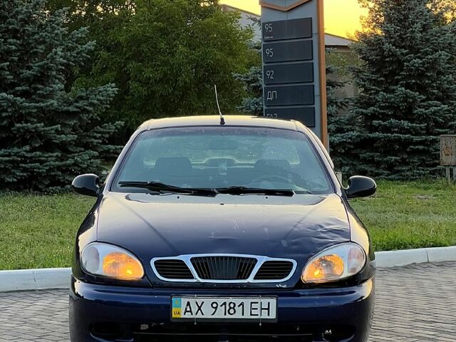 Синий Дэу Ланос, объемом двигателя 1.3 л и пробегом 200 тыс. км за 1070 $, фото 1 на Automoto.ua