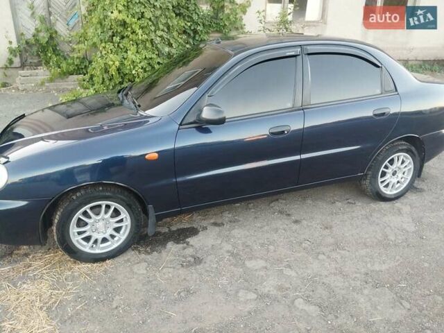 Синий Дэу Ланос, объемом двигателя 1.5 л и пробегом 215 тыс. км за 3100 $, фото 3 на Automoto.ua
