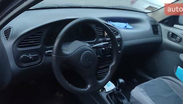 Синій Деу Ланос, об'ємом двигуна 1.5 л та пробігом 280 тис. км за 1250 $, фото 4 на Automoto.ua