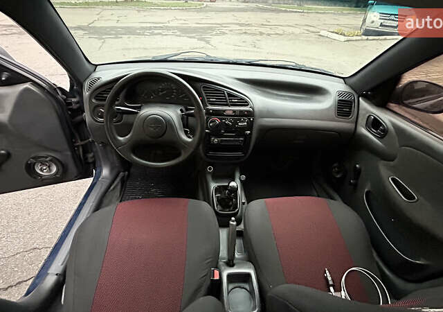 Синий Дэу Ланос, объемом двигателя 1.5 л и пробегом 320 тыс. км за 2500 $, фото 2 на Automoto.ua