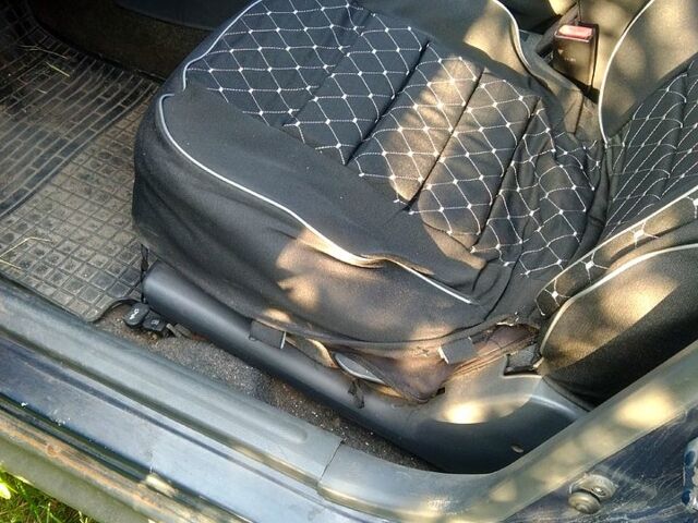 Дэу Ланос 2004 в Полтаве на Automoto.ua Синий Дэу Ланос, объемом двигателя 1.5 л и пробегом 370 тыс. км за 1500 $, фото 4 на Automoto.ua