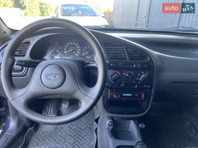 Деу Ланос 2004 у Полтаві на Automoto.ua Синій Деу Ланос, об'ємом двигуна 1.5 л та пробігом 244 тис. км за 2399 $, фото 5 на Automoto.ua