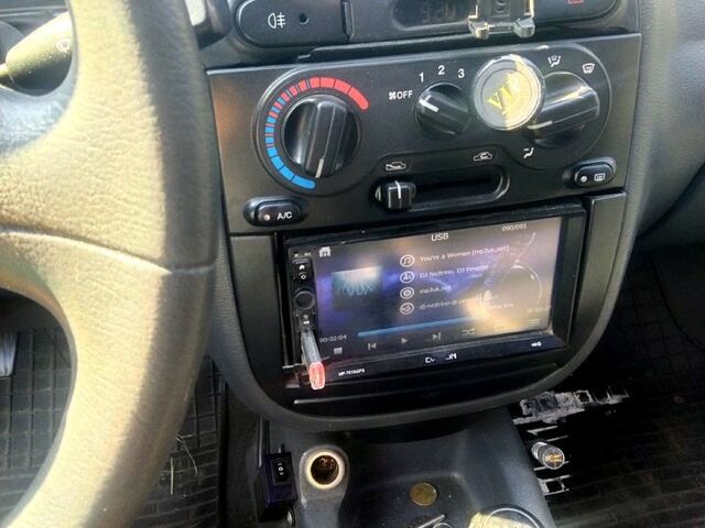 Дэу Ланос 2004 в Полтаве на Automoto.ua Синий Дэу Ланос, объемом двигателя 1.5 л и пробегом 370 тыс. км за 1500 $, фото 8 на Automoto.ua