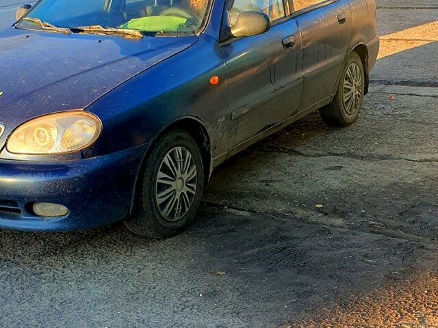 Синий Дэу Ланос, объемом двигателя 1.5 л и пробегом 200 тыс. км за 2300 $, фото 3 на Automoto.ua