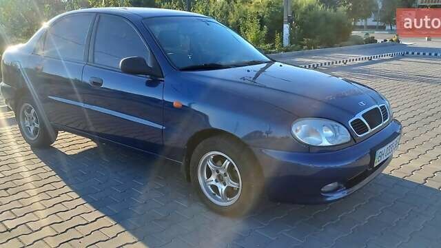 Синий Дэу Ланос, объемом двигателя 1.5 л и пробегом 304 тыс. км за 3500 $, фото 6 на Automoto.ua