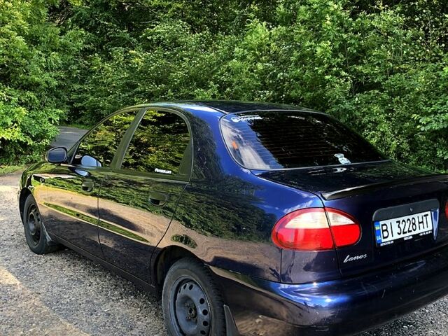 Синий Дэу Ланос, объемом двигателя 1.6 л и пробегом 180 тыс. км за 2850 $, фото 2 на Automoto.ua