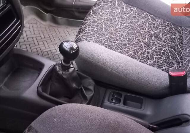 Синій Деу Ланос, об'ємом двигуна 1.5 л та пробігом 140 тис. км за 3300 $, фото 6 на Automoto.ua