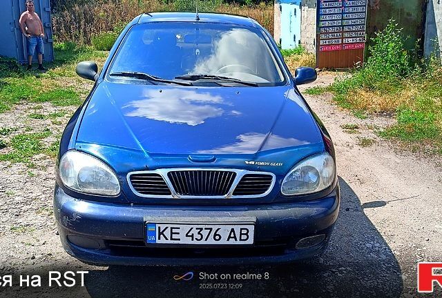 Синий Дэу Ланос, объемом двигателя 1.6 л и пробегом 314 тыс. км за 2700 $, фото 4 на Automoto.ua