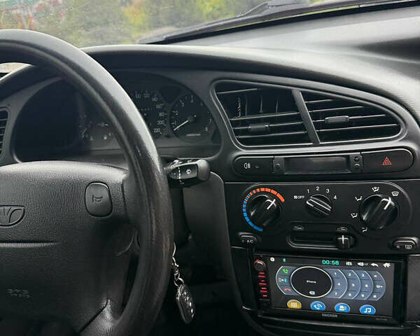 Синій Деу Ланос, об'ємом двигуна 1.5 л та пробігом 178 тис. км за 1800 $, фото 4 на Automoto.ua