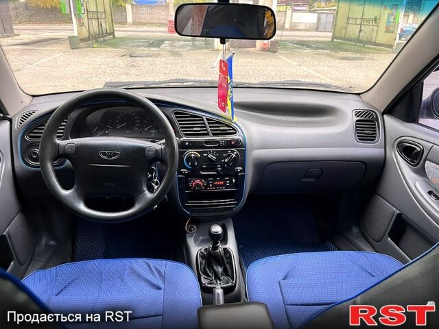 Синий Дэу Ланос, объемом двигателя 1.5 л и пробегом 188 тыс. км за 2850 $, фото 4 на Automoto.ua