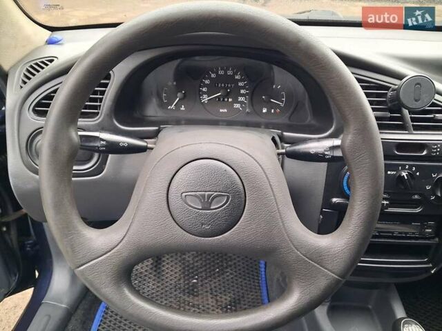 Синий Дэу Ланос, объемом двигателя 1.5 л и пробегом 127 тыс. км за 3100 $, фото 2 на Automoto.ua