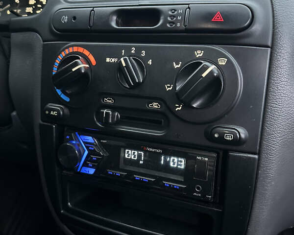 Синій Деу Ланос, об'ємом двигуна 1.5 л та пробігом 238 тис. км за 2700 $, фото 20 на Automoto.ua