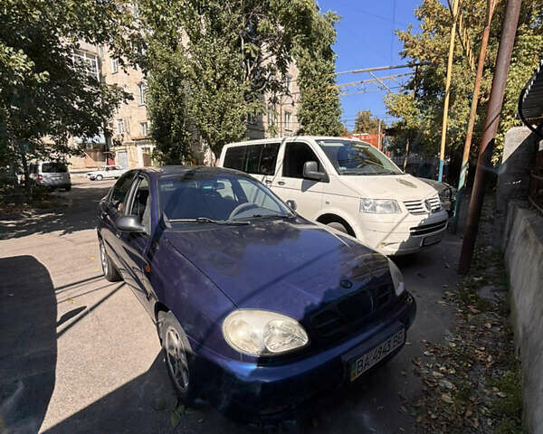 Синий Дэу Ланос, объемом двигателя 1.5 л и пробегом 293 тыс. км за 2500 $, фото 3 на Automoto.ua