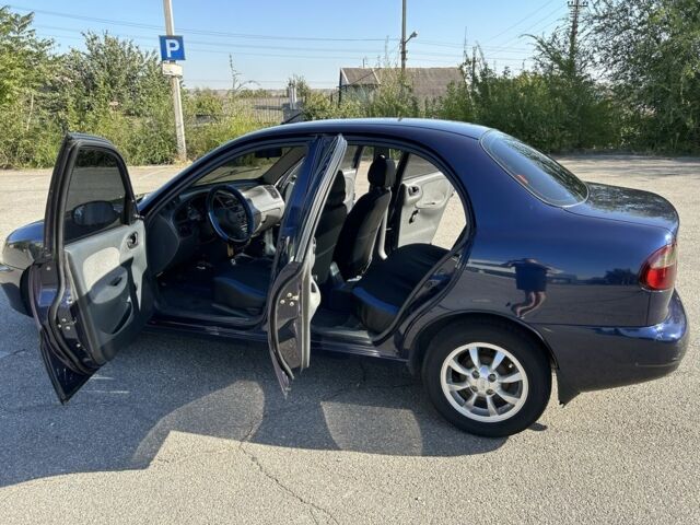 Синий Дэу Ланос, объемом двигателя 1.5 л и пробегом 214 тыс. км за 2500 $, фото 4 на Automoto.ua