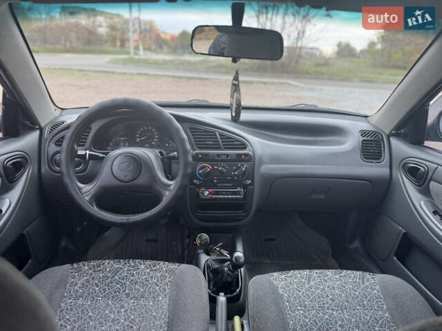 Синій Деу Ланос, об'ємом двигуна 1.5 л та пробігом 175 тис. км за 2450 $, фото 6 на Automoto.ua