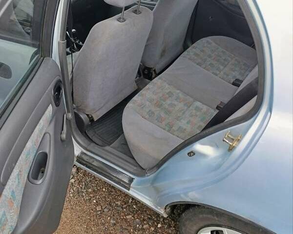 Деу Ланос 2005 у Кривому Розі на Automoto.ua Синій Деу Ланос, об'ємом двигуна 1.5 л та пробігом 200 тис. км за 2300 $, фото 19 на Automoto.ua