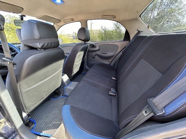 Синий Дэу Ланос, объемом двигателя 1.5 л и пробегом 214 тыс. км за 2500 $, фото 6 на Automoto.ua