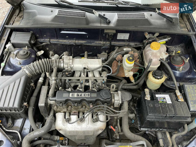 Деу Ланос 2005 у Василькове на Automoto.ua Синій Деу Ланос, об'ємом двигуна 1.5 л та пробігом 140 тис. км за 2650 $, фото 16 на Automoto.ua