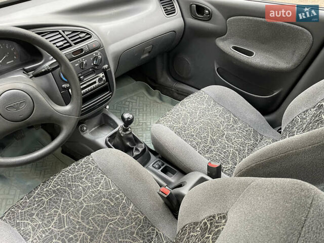 Деу Ланос 2005 у Василькове на Automoto.ua Синій Деу Ланос, об'ємом двигуна 1.5 л та пробігом 140 тис. км за 2650 $, фото 12 на Automoto.ua