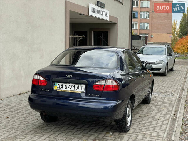 Деу Ланос 2005 у Василькове на Automoto.ua Синій Деу Ланос, об'ємом двигуна 1.5 л та пробігом 140 тис. км за 2650 $, фото 1 на Automoto.ua